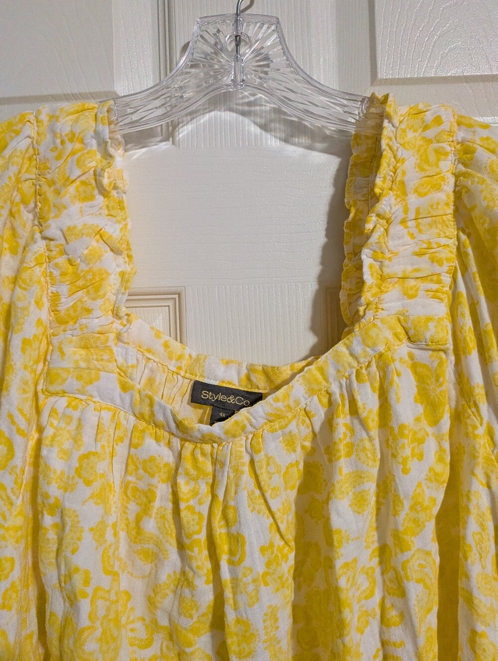 NWT Style & Co 4X Yellow Gauzy Paisley Top - Picture 5 of 6